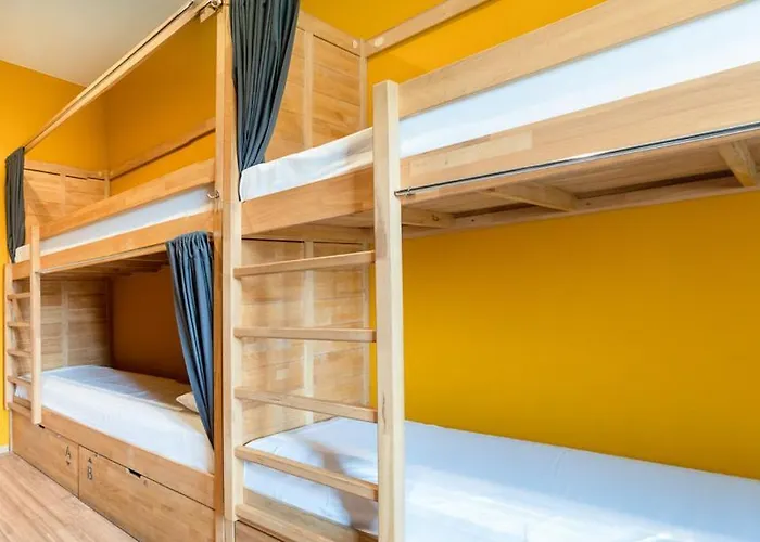 Hostal Safestay Old Town Varsovia