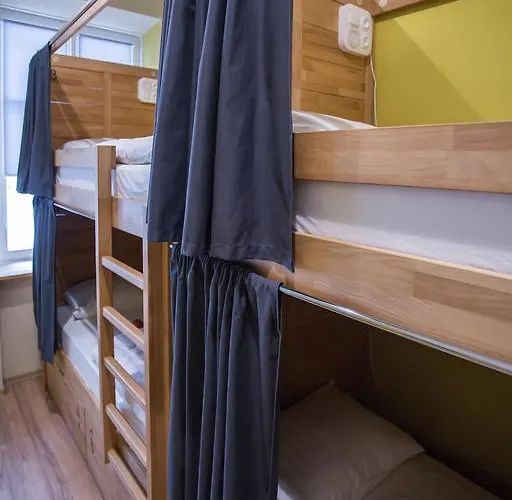 بيت شباب Safestay Old Town وارسو