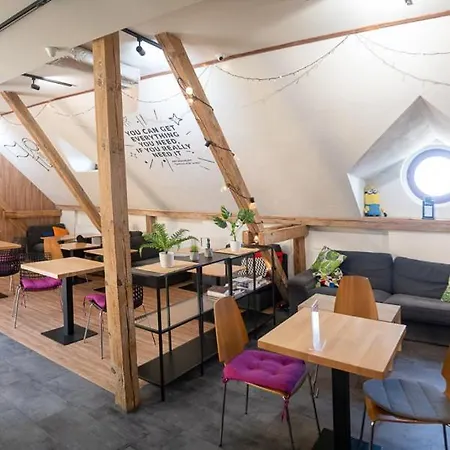 Хостел Safestay Old Town