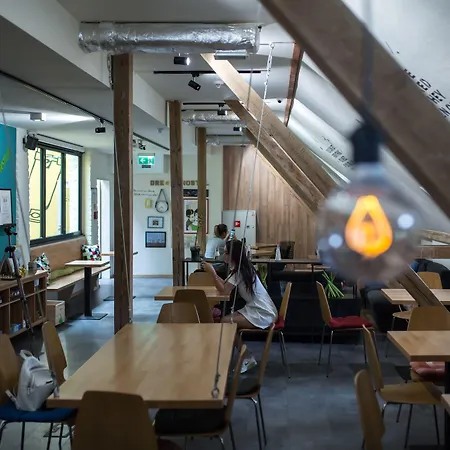 Safestay Old Town Hostel Βαρσοβία