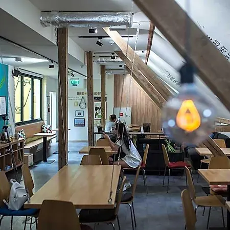 Safestay Old Town Hostel Βαρσοβία