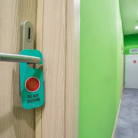 Hostel Safestay Old Town *