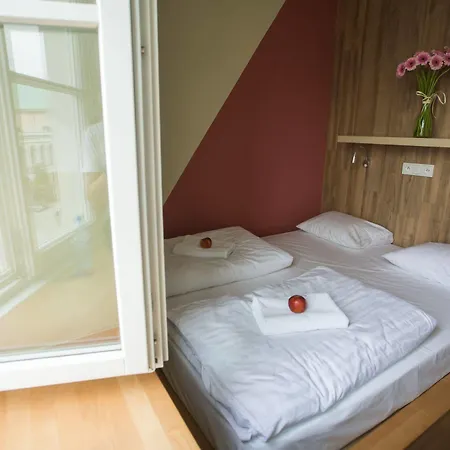 Hostel Safestay Old Town