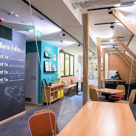 Safestay Old Town * Warszawa