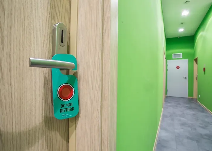 بيت شباب Safestay Old Town *