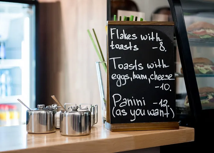 بيت شباب Safestay Old Town *