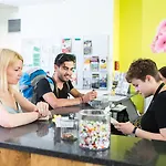 Hostel Safestay Old Town Warschau