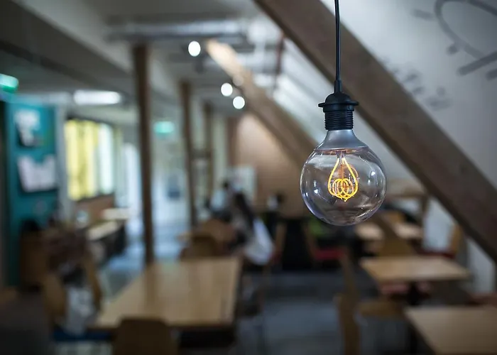 Safestay Old Town Hostal *